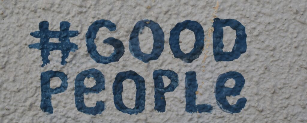 From Scroll to Share: How Memes Capture Attention and Drive Engagement